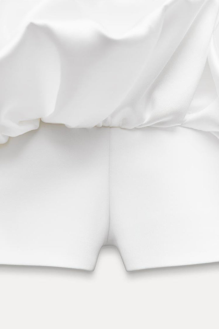 Eleganza – Rochie Mini de Damă cu Volane și Pliuri