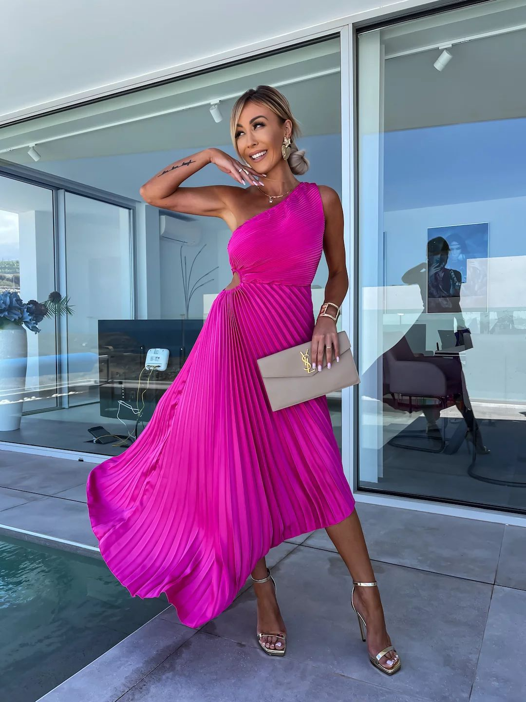 Celeste – Rochie Maxi de Damă Elegantă cu Un Umăr și Pliseuri