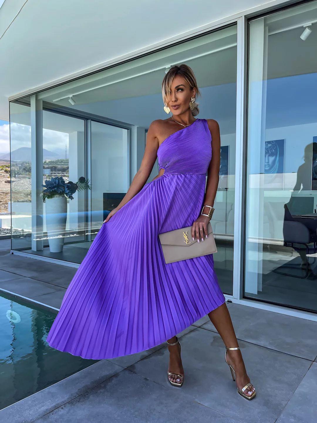 Celeste – Rochie Maxi de Damă Elegantă cu Un Umăr și Pliseuri