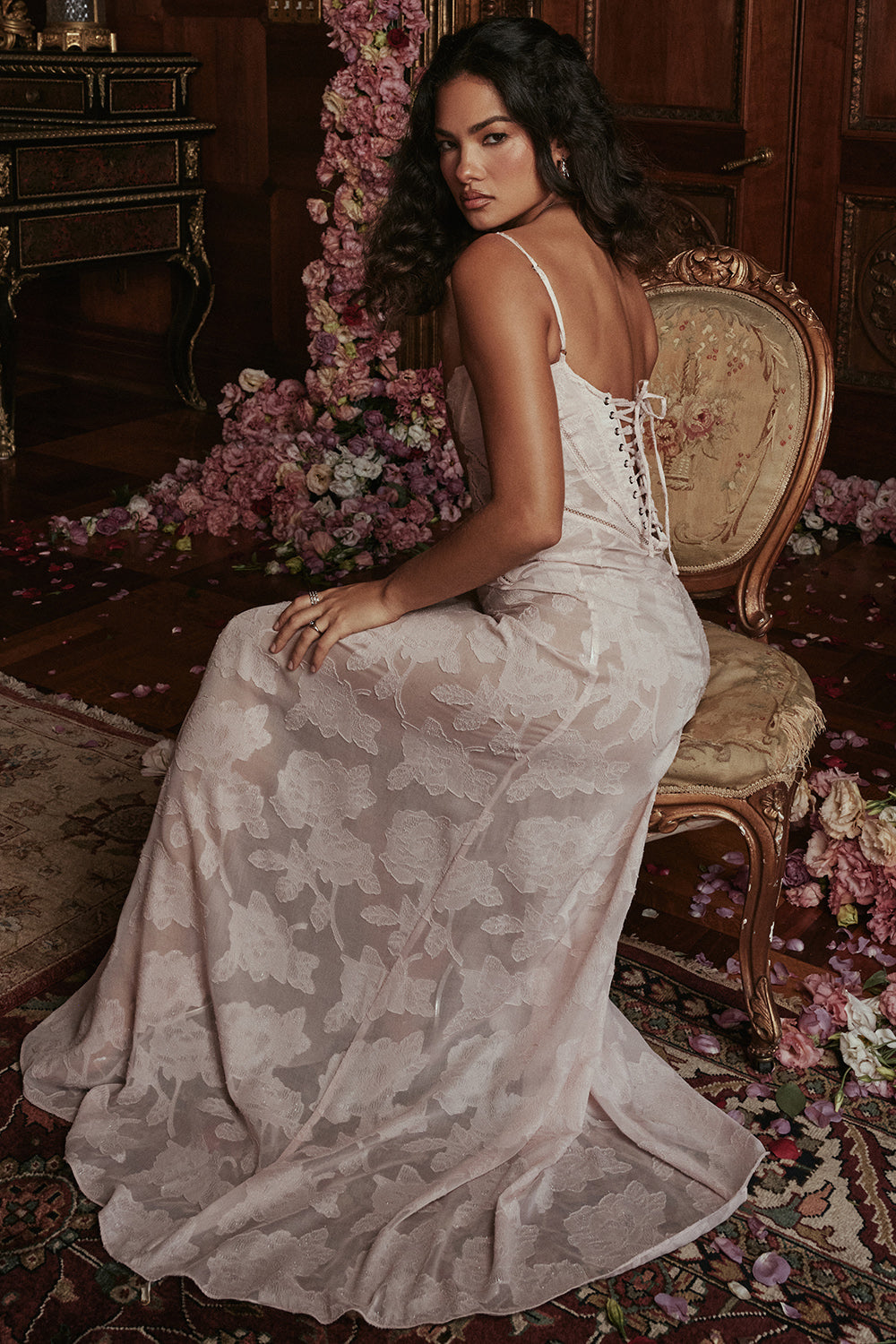 Aleida – Rochie Elegantă de Damă, Design Sofisticat și Croială Comfortabilă