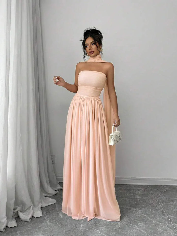 Alessia – Rochie de Damă Maxi Elegantă Sculptată Fără Bretele