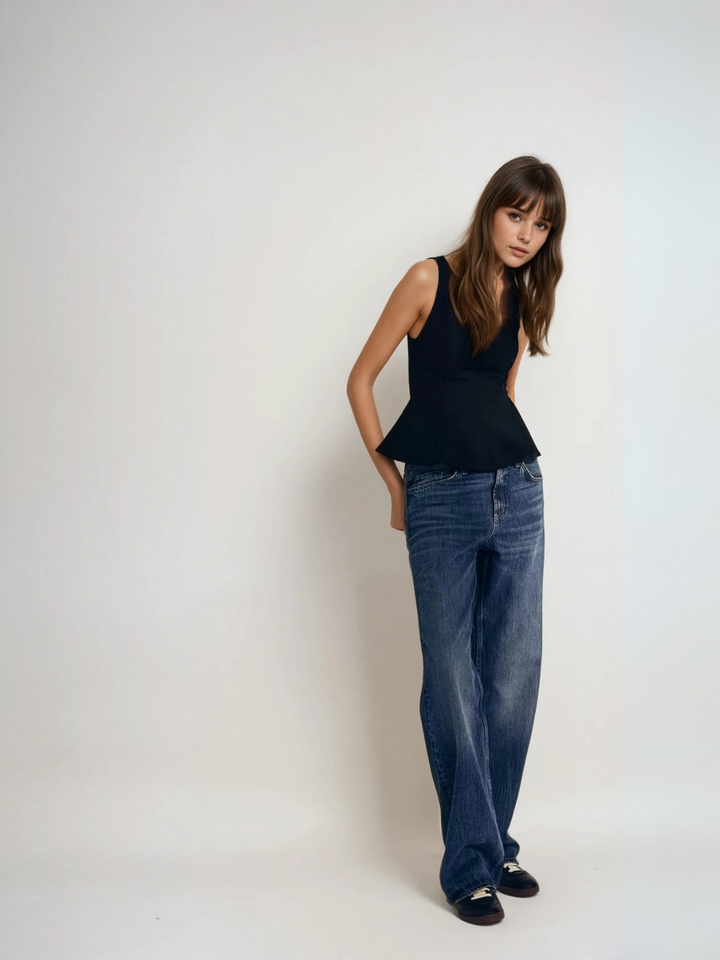 Top fără mâneci cu peplum și guler pătrat, slim-fit