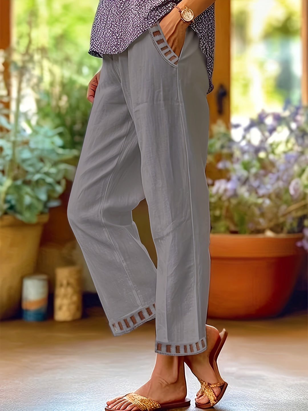 Wren – Pantaloni Croiți Relaxați cu Detalii Contrastante