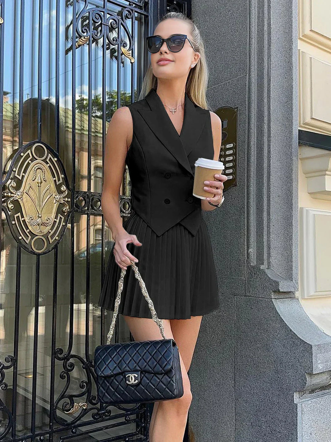 Set Vestă și Fustă Mini Plisată