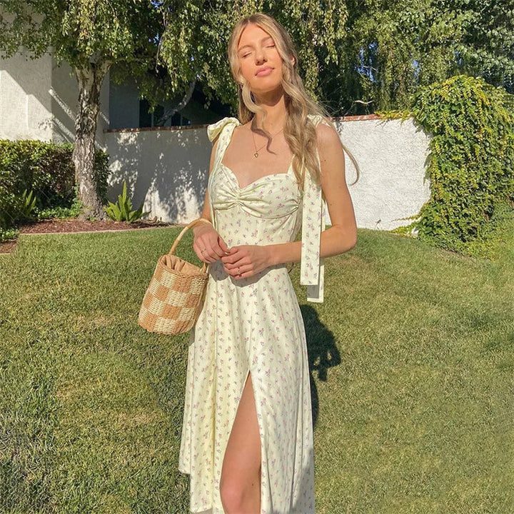 Sonia – Rochie Damă Elegantă cu Model Floral și Croi Avantajos