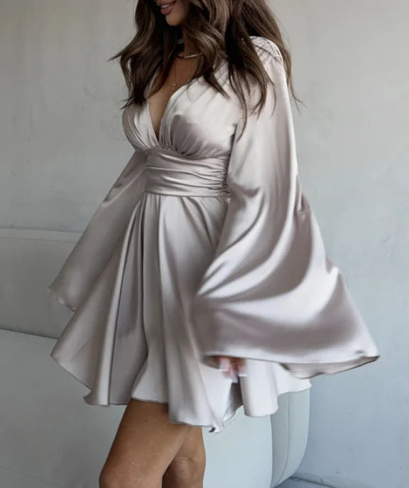 Darla – Rochie de Damă Elegantă Satinată cu Mâneci Largi