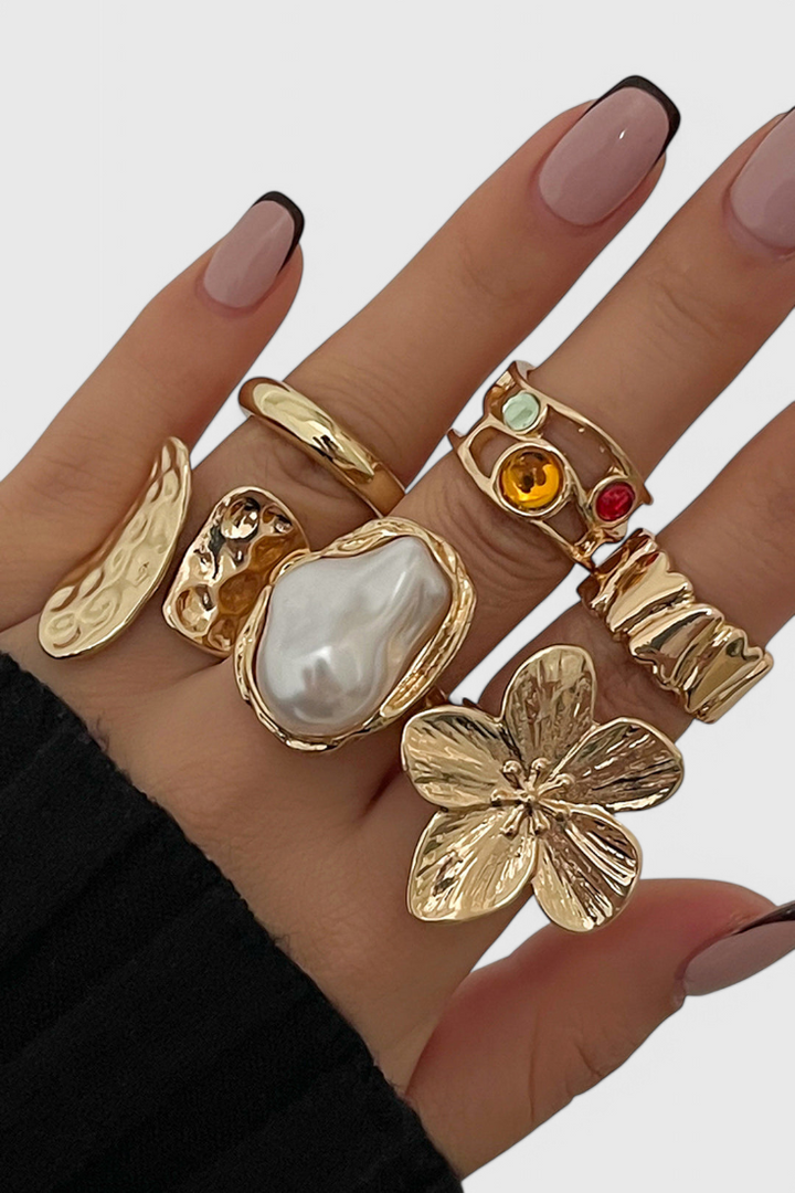 Amalia – Inel cu perlă și floare lichidă